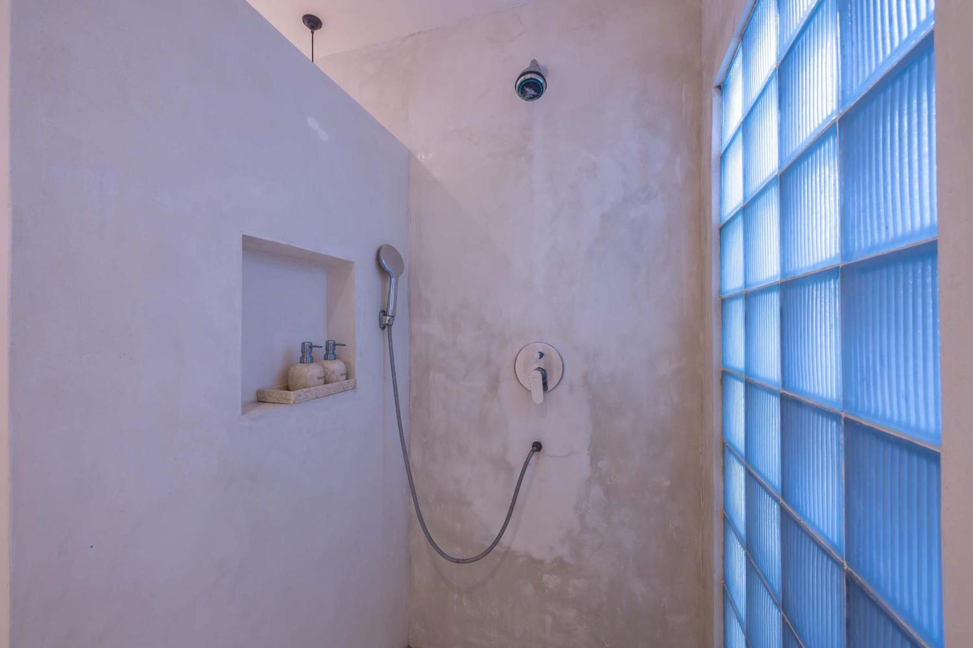 Turan Casa Auri Seminyak Villa Ngoại thất bức ảnh
