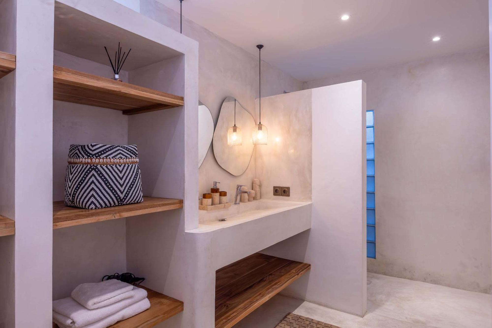 Turan Casa Auri Seminyak Villa Ngoại thất bức ảnh
